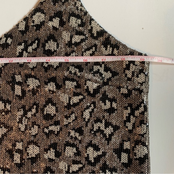 Le Lis Sequin Leopard Print Cami Top, NWT, Size Large- fits 10/12, Fully Lined - Picture 4 of 14